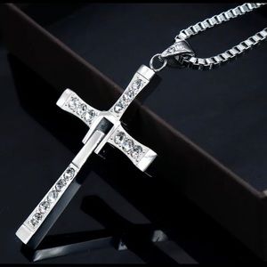 fast and furious necklace with silver chain